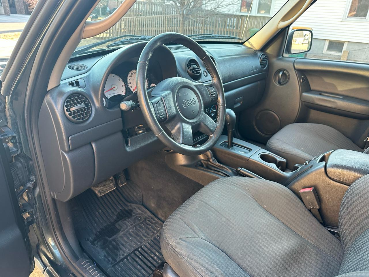 Jeep Liberty Sport 4WD 2003