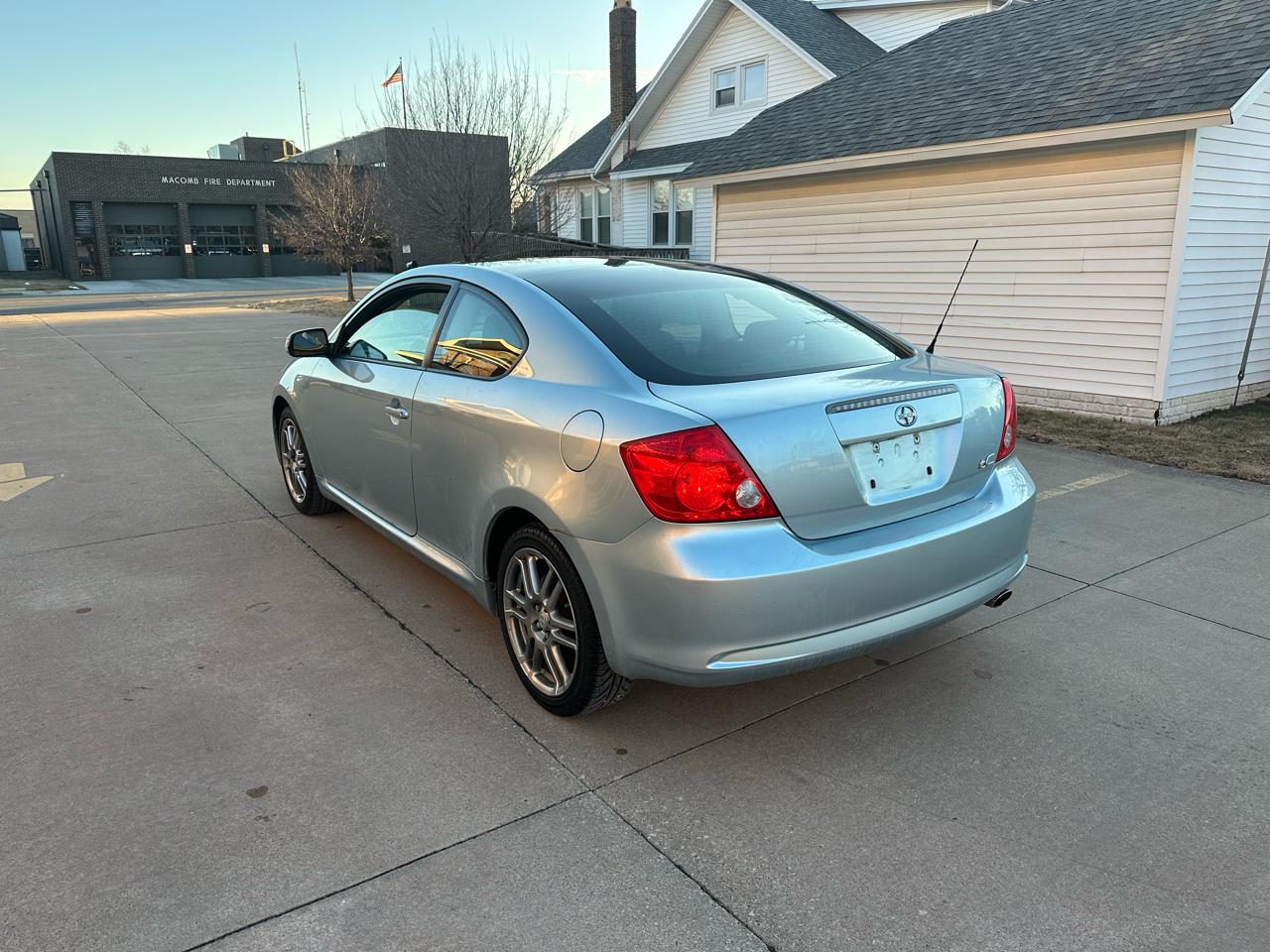 Scion tC Sport Coupe 2006