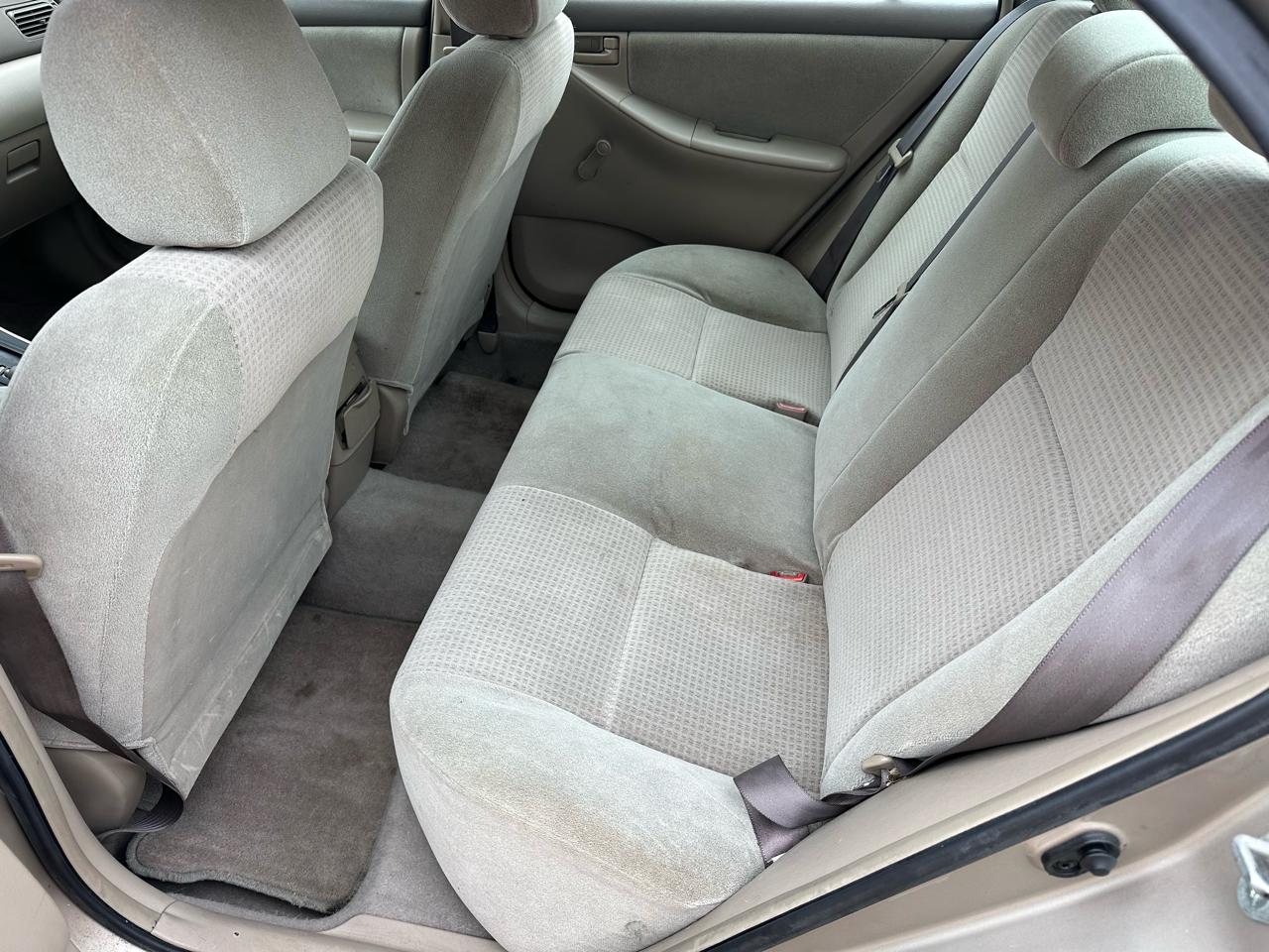 Toyota Corolla CE 2005