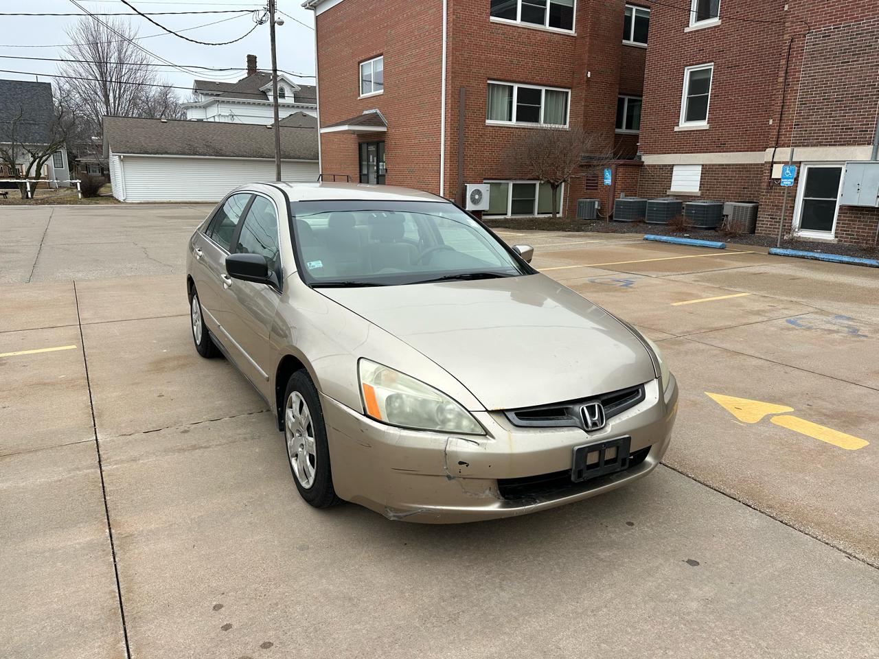 Honda Accord LX sedan AT 2003