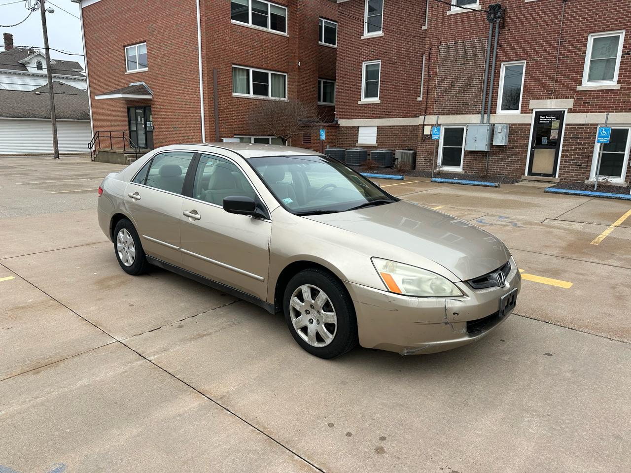 Honda Accord LX sedan AT 2003
