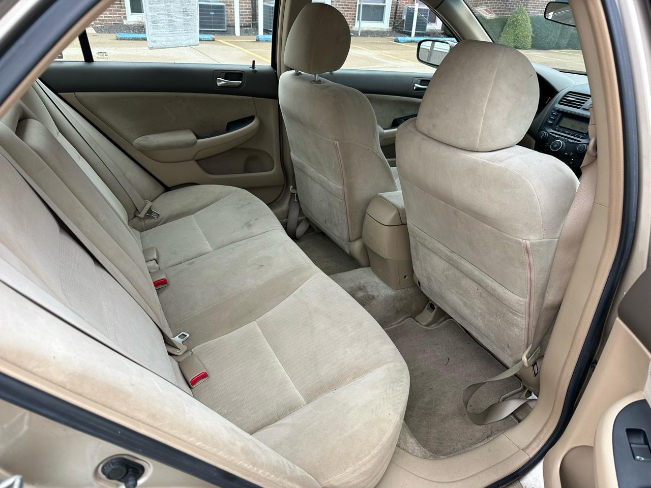 Honda Accord LX sedan AT 2003