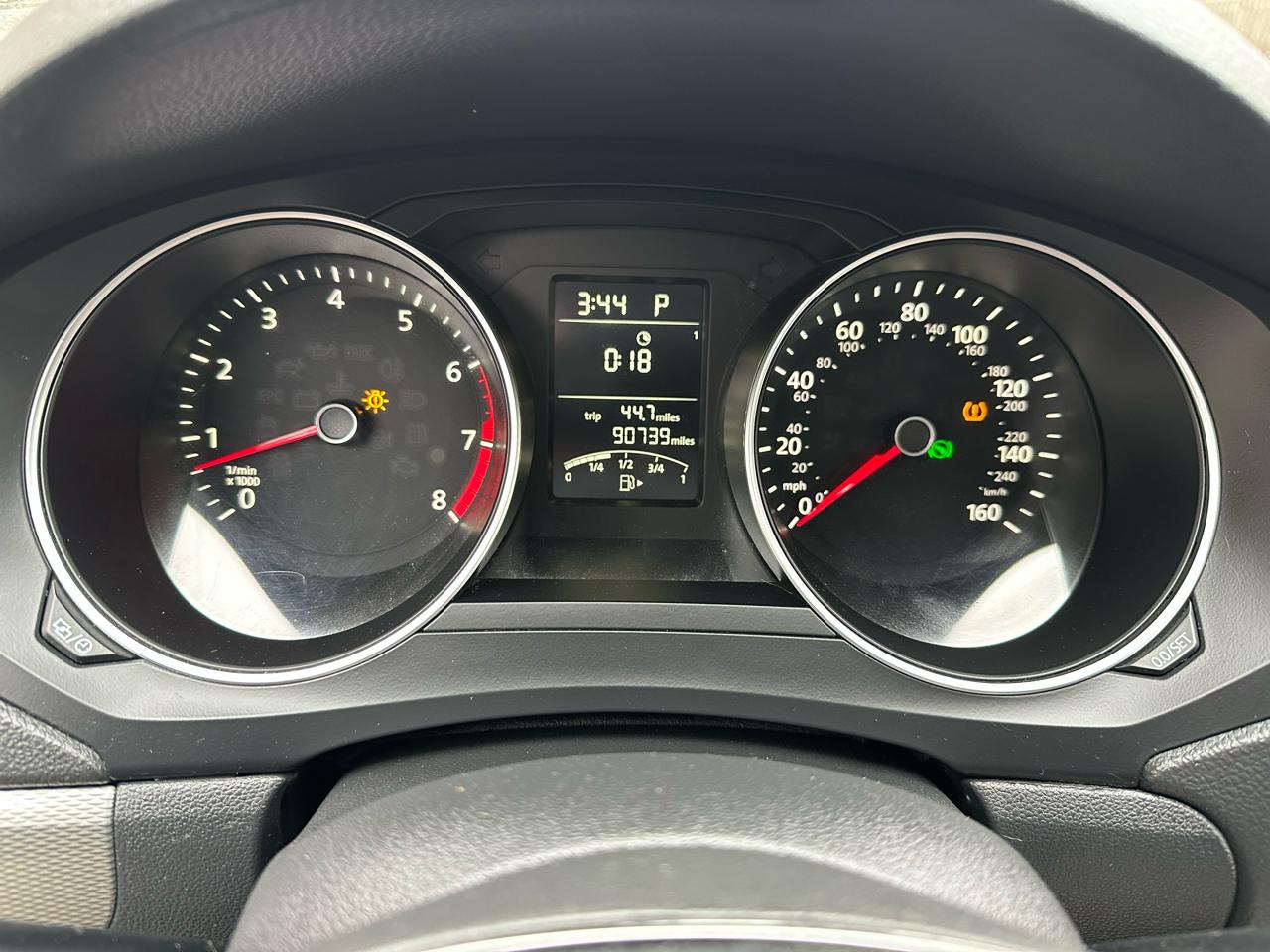 Volkswagen Jetta SE 6A 2015