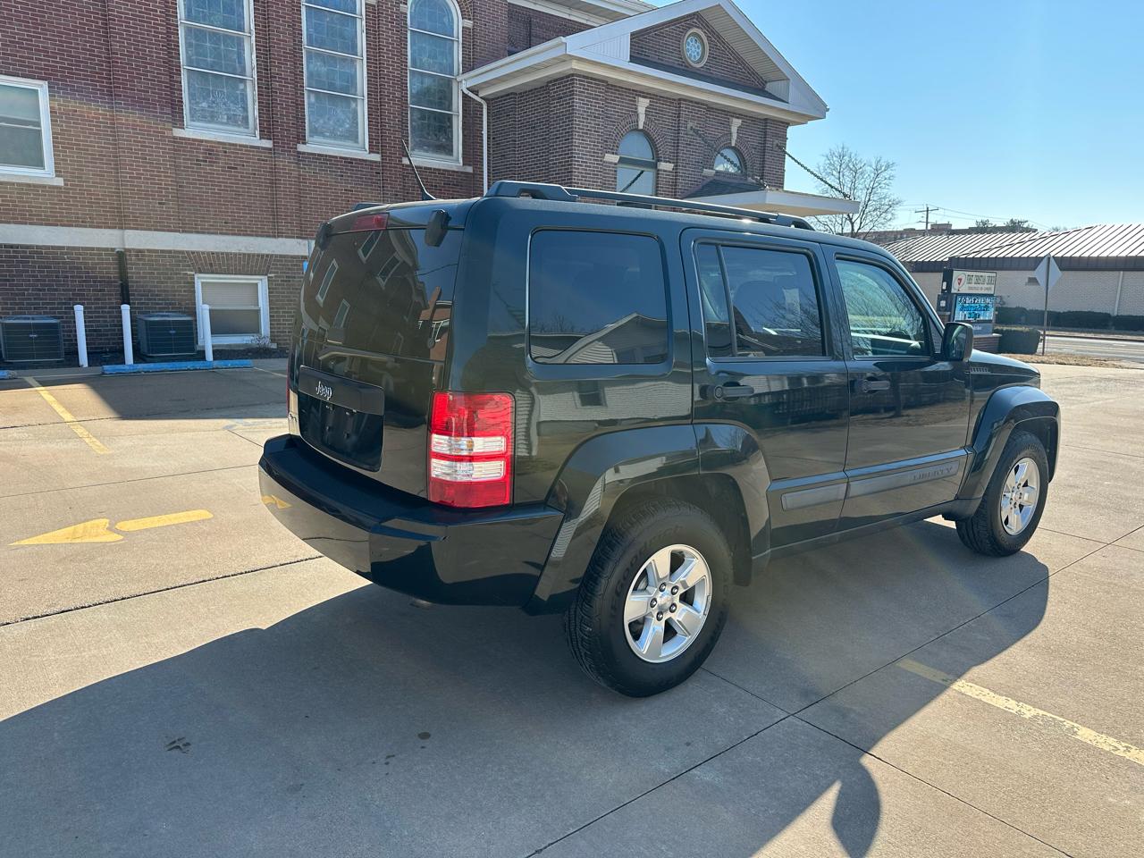 Jeep Liberty Sport 4WD 2012
