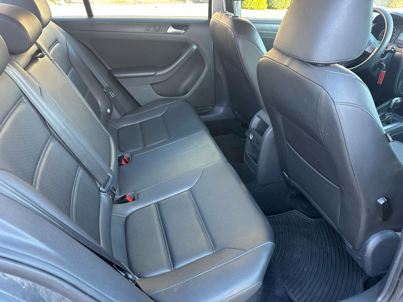 Volkswagen Jetta SE 2014