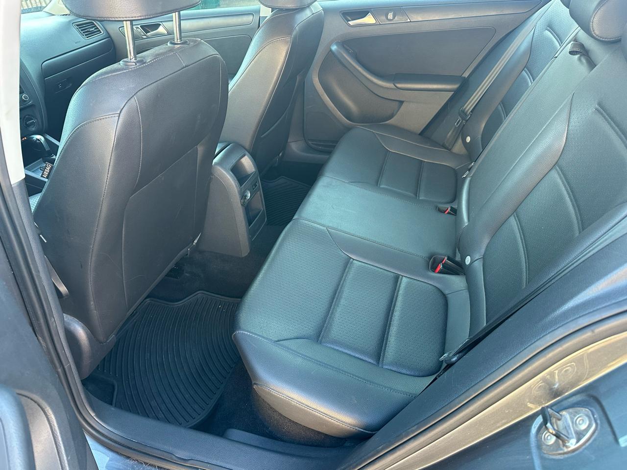 Volkswagen Jetta SE 2014