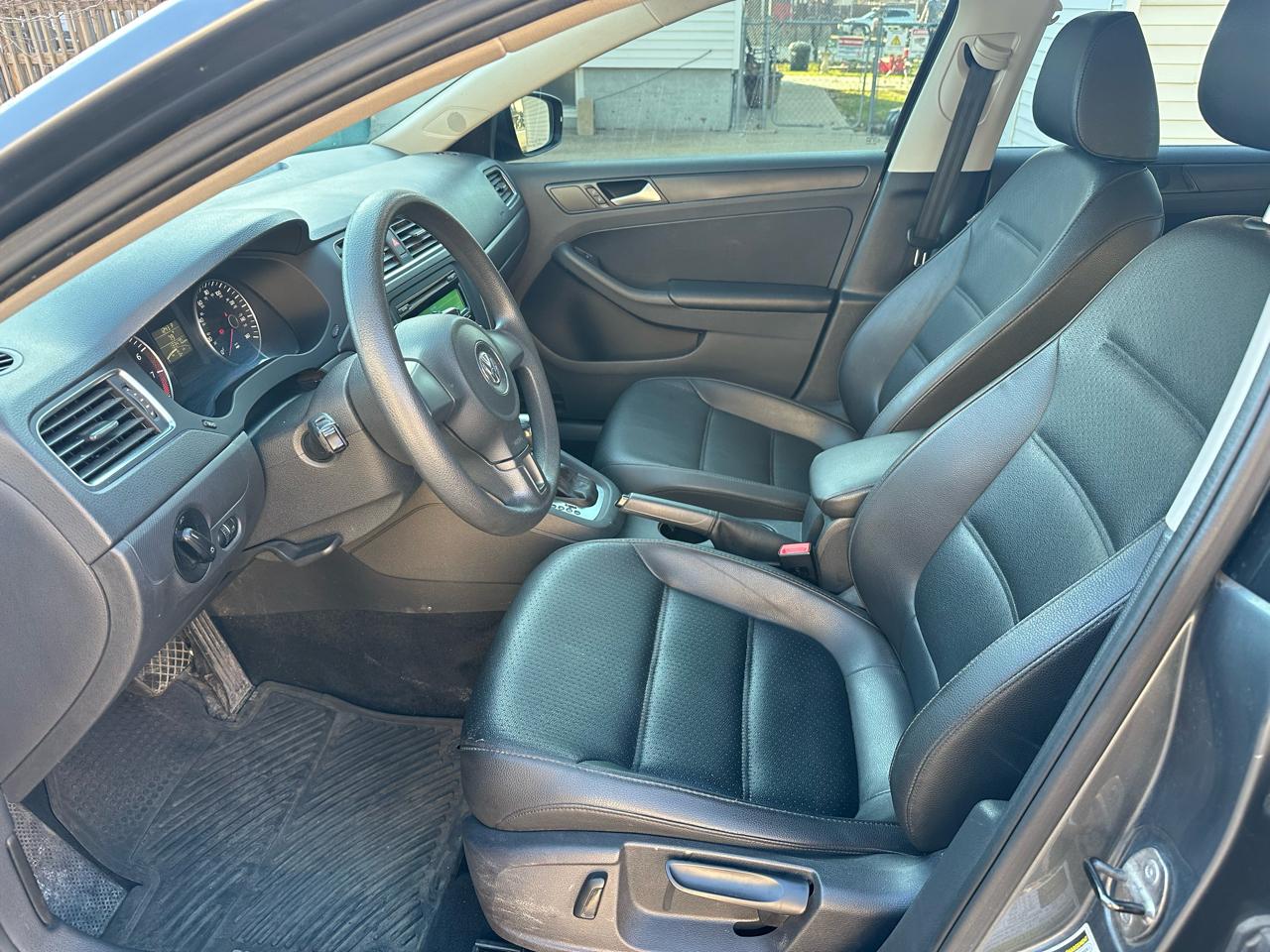 Volkswagen Jetta SE 2014