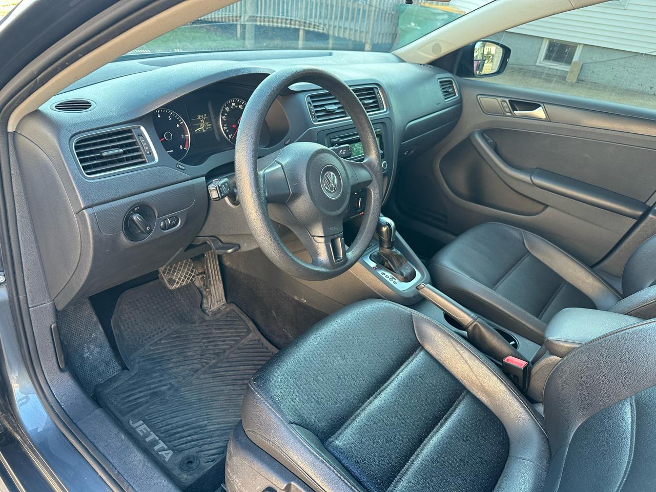 Volkswagen Jetta SE 2014