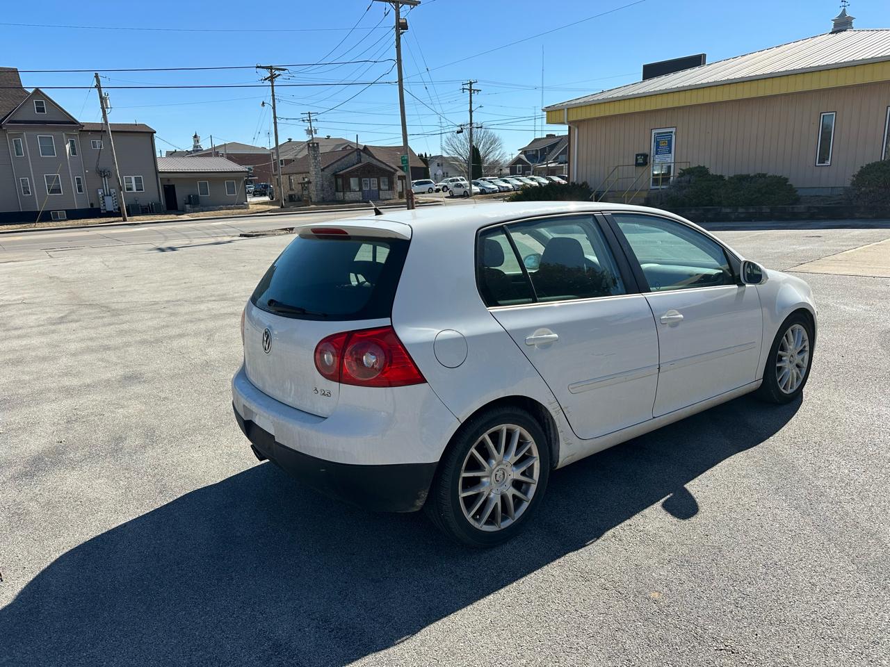 Volkswagen Rabbit 4-Door S 2009