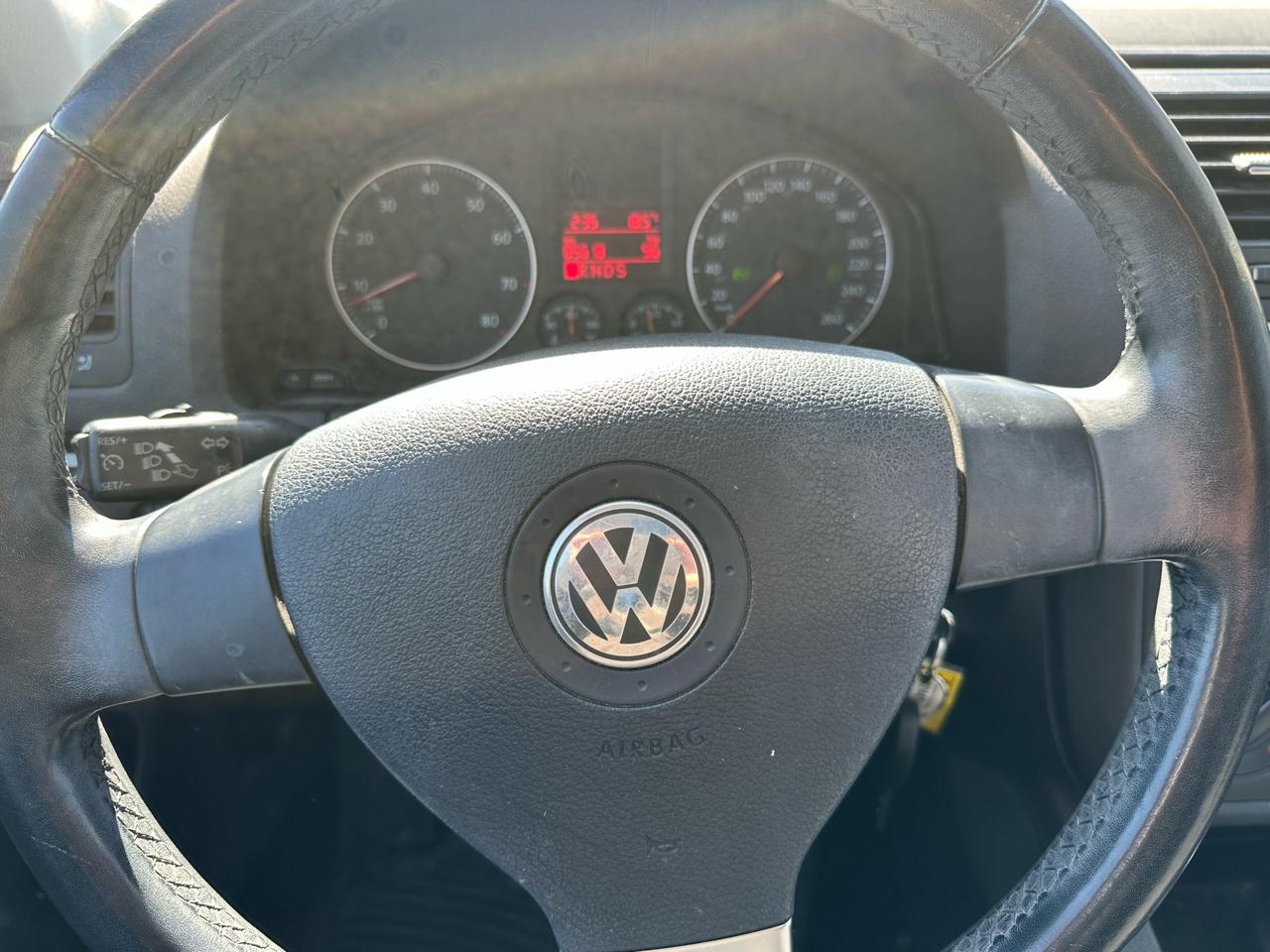 Volkswagen Rabbit 4-Door S 2009