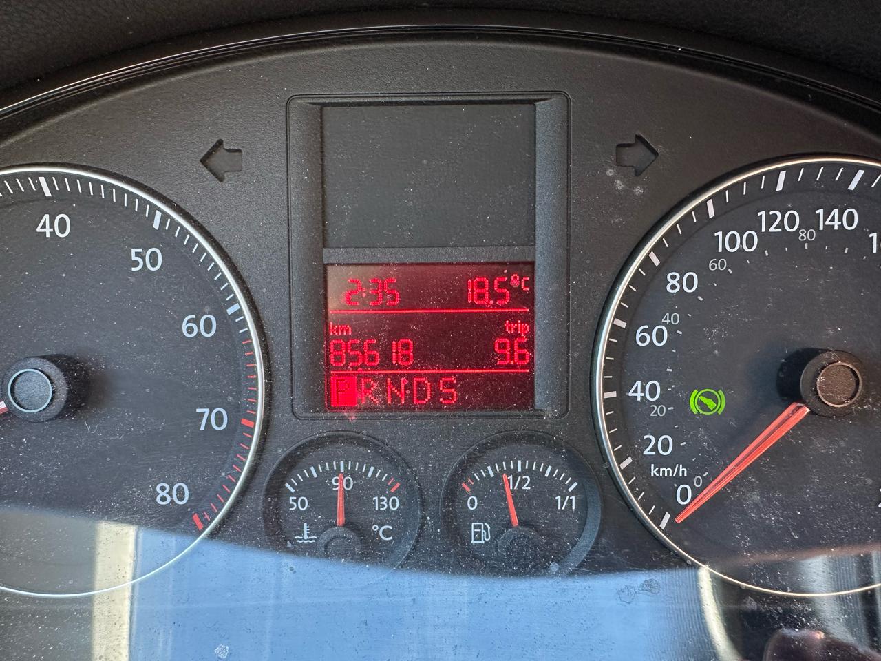 Volkswagen Rabbit 4-Door S 2009