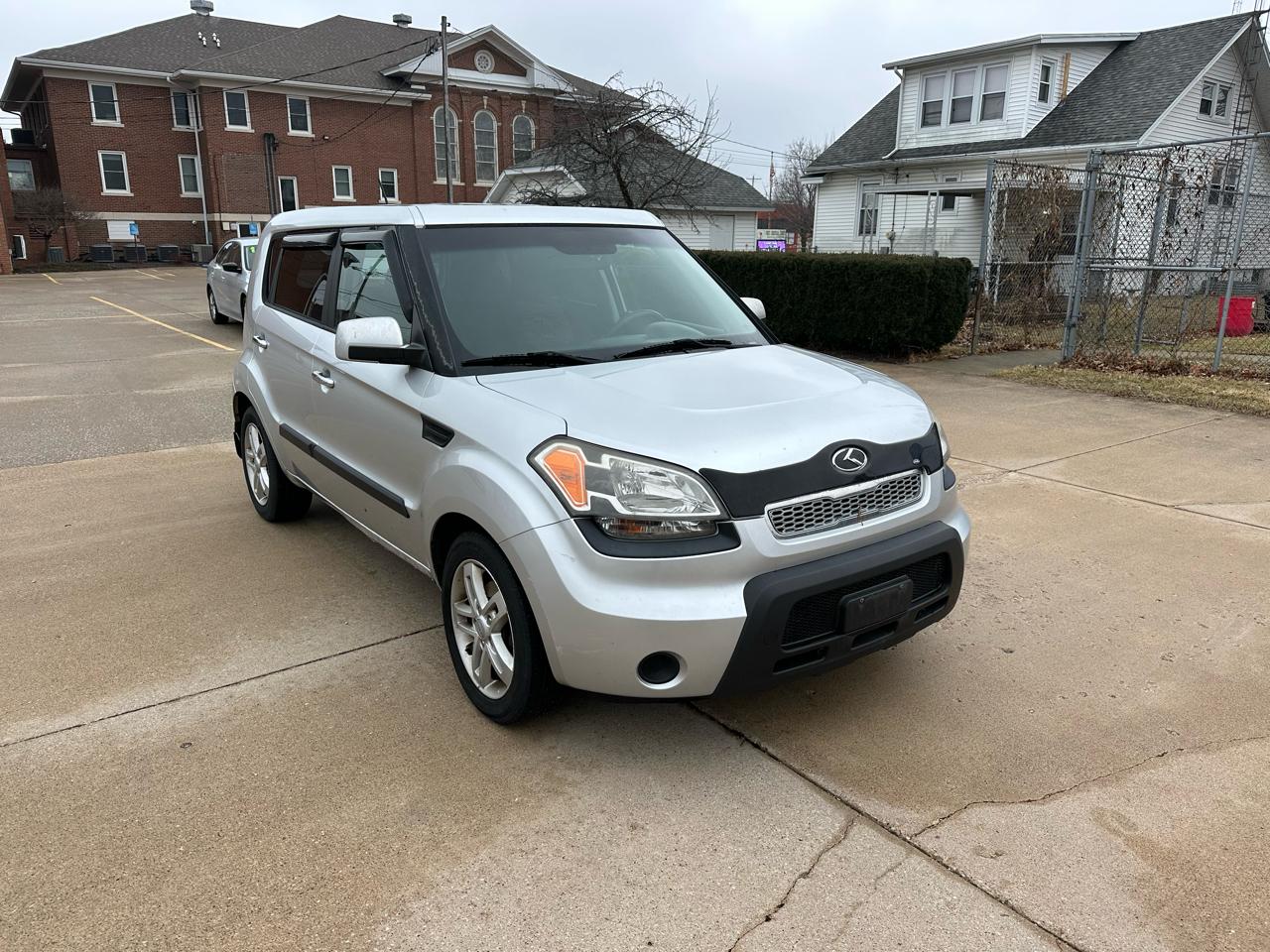 Kia Soul + 2011