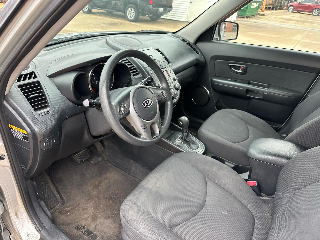 Kia Soul + 2011