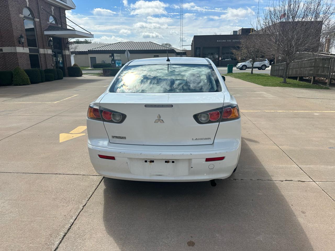 Mitsubishi Lancer ES 5M 2016