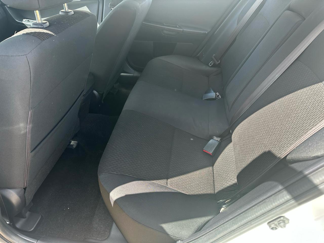 Mitsubishi Lancer ES 5M 2016