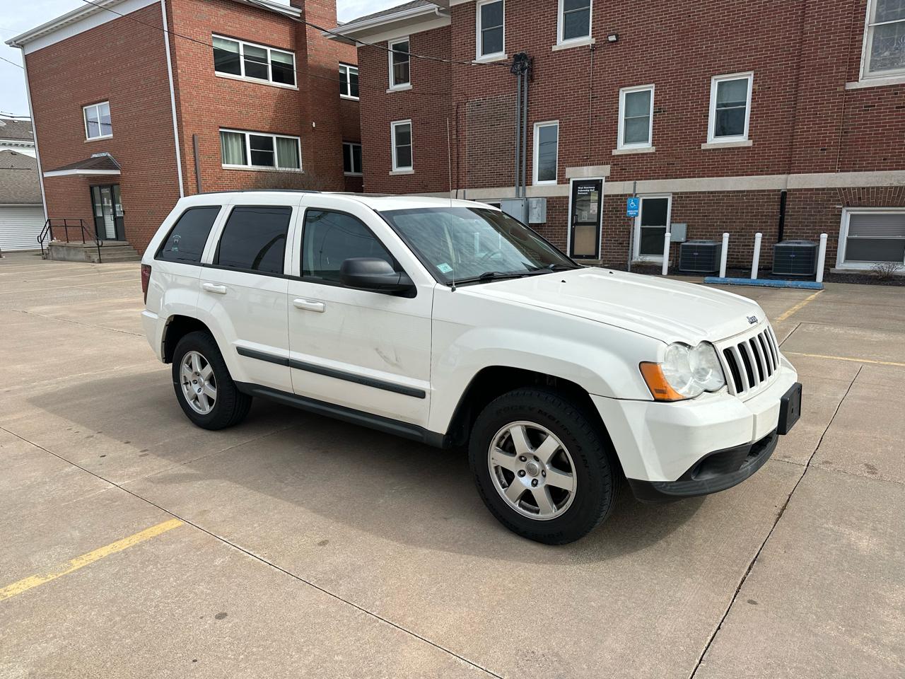 Jeep Grand Cherokee Laredo 4WD 2008
