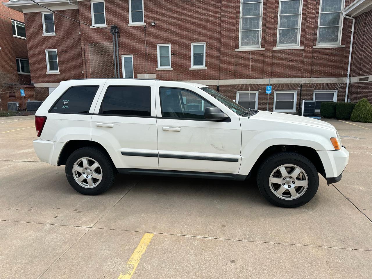Jeep Grand Cherokee Laredo 4WD 2008