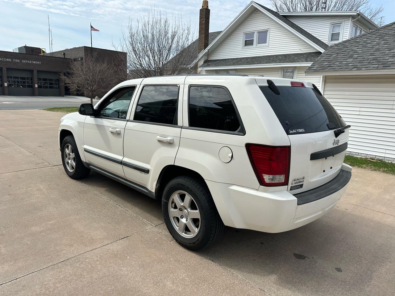 Jeep Grand Cherokee Laredo 4WD 2008