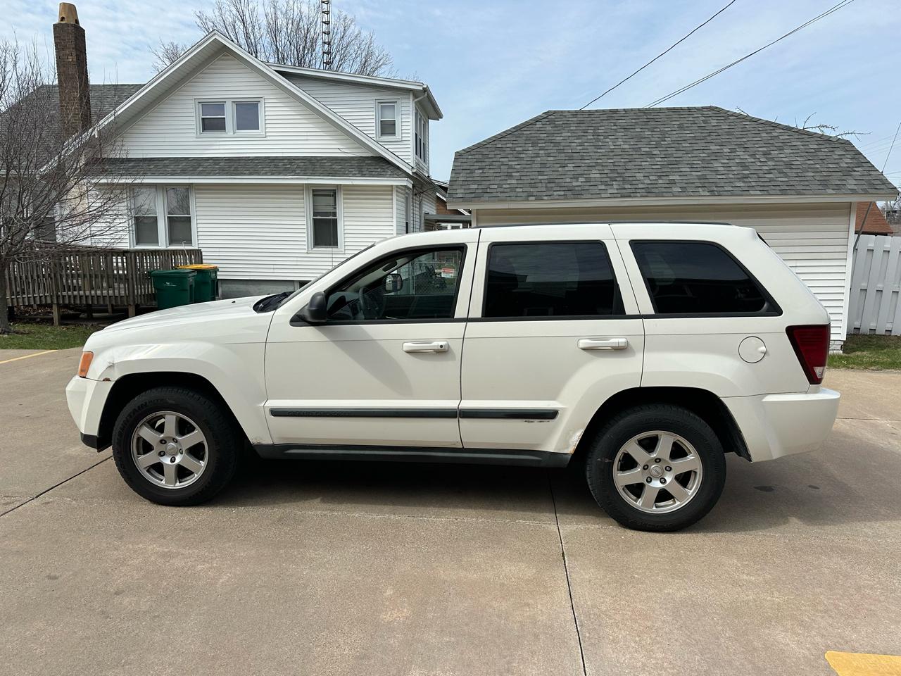 Jeep Grand Cherokee Laredo 4WD 2008