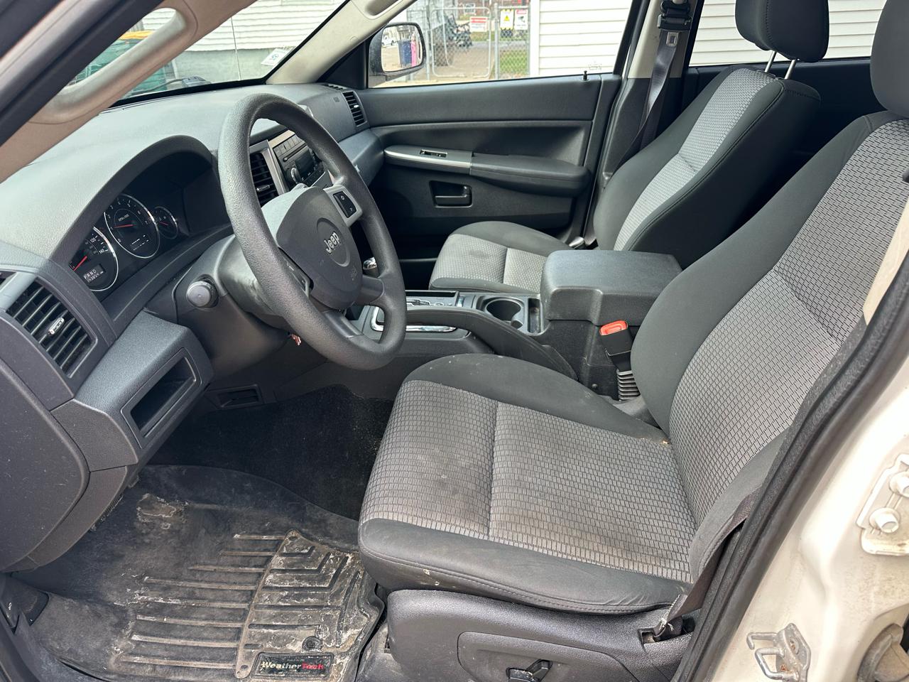 Jeep Grand Cherokee Laredo 4WD 2008