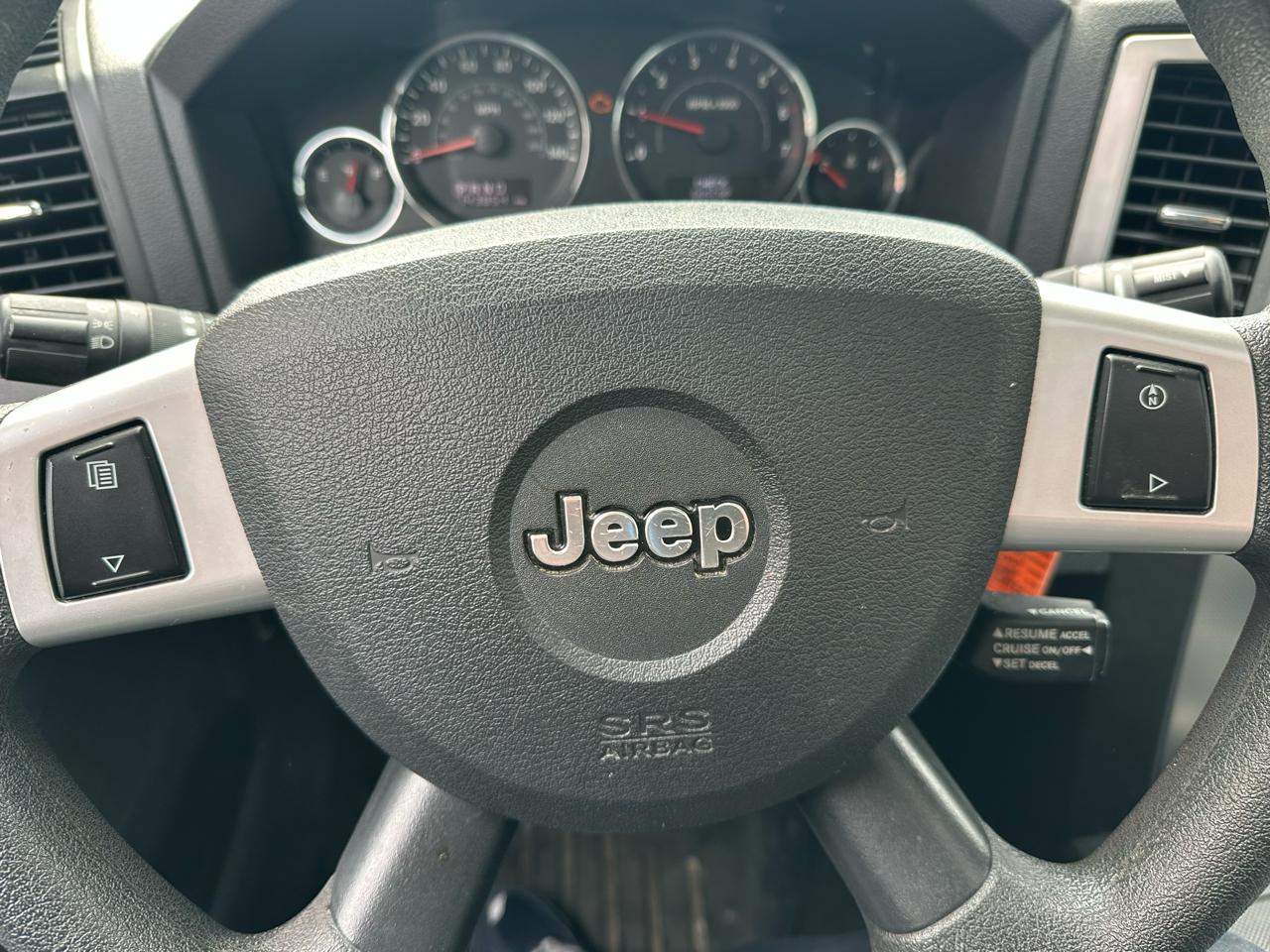 Jeep Grand Cherokee Laredo 4WD 2008