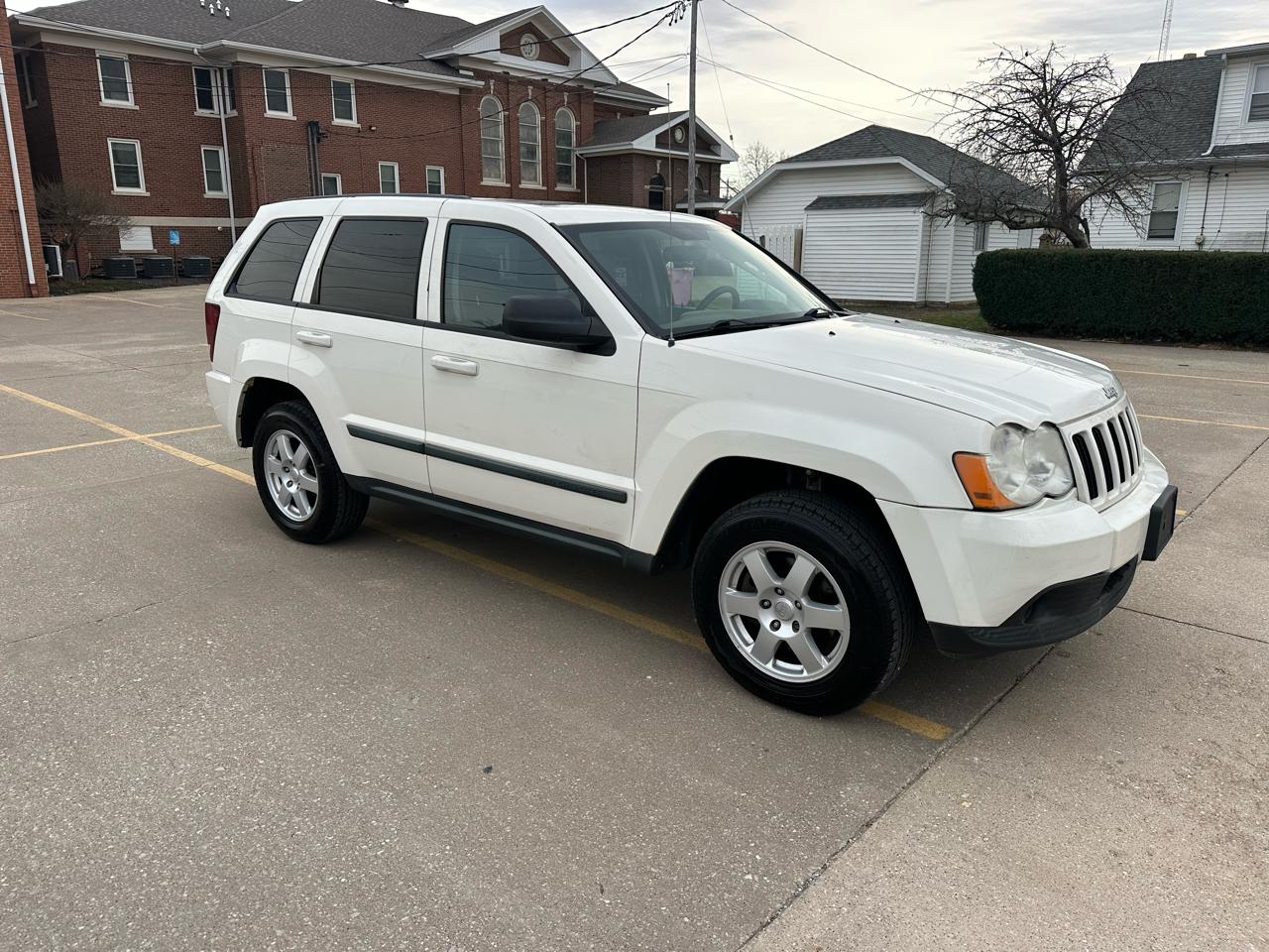 Jeep Grand Cherokee Laredo 4WD 2008
