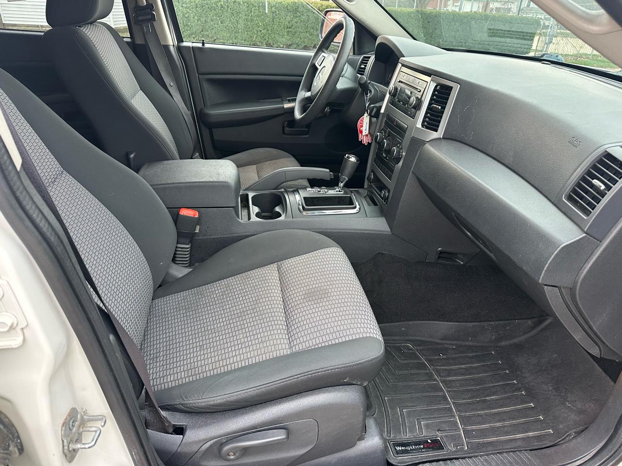 Jeep Grand Cherokee Laredo 4WD 2008