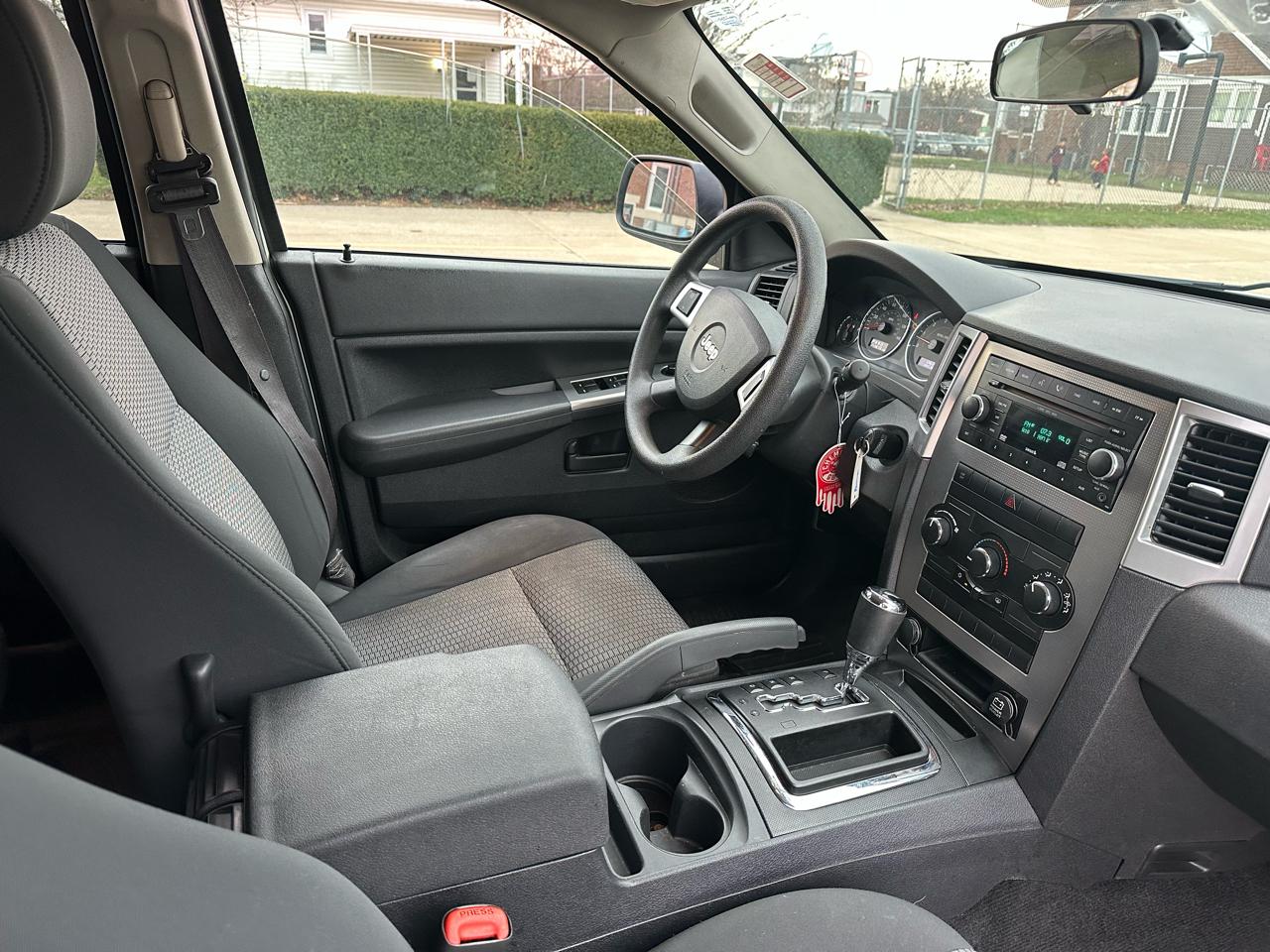 Jeep Grand Cherokee Laredo 4WD 2008