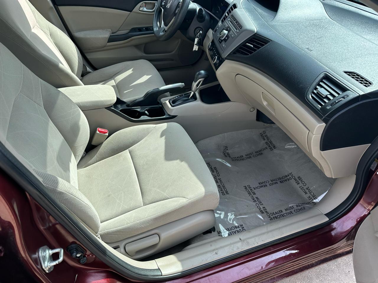 Honda Civic LX Sedan 5-Speed AT 2012