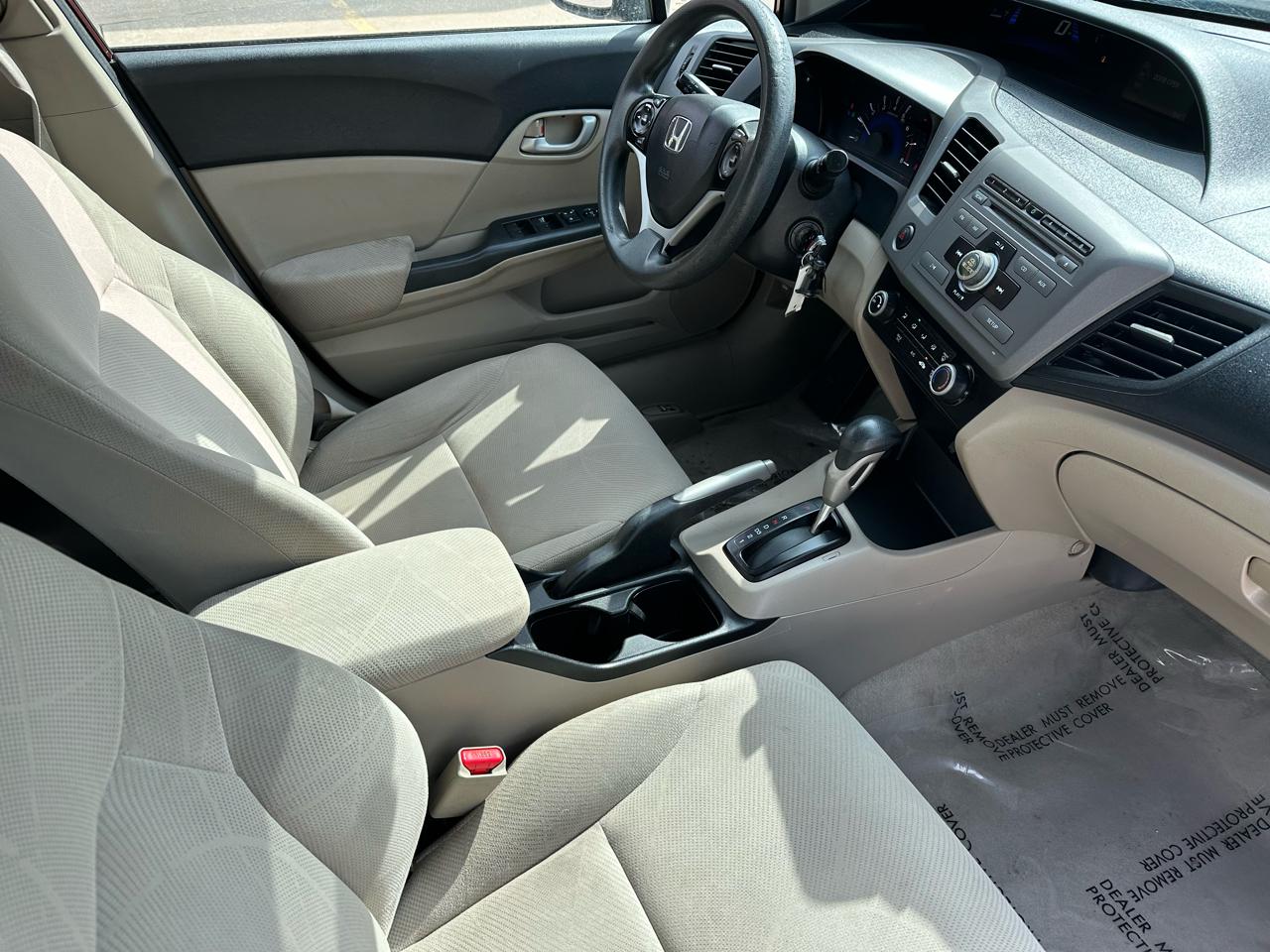 Honda Civic LX Sedan 5-Speed AT 2012