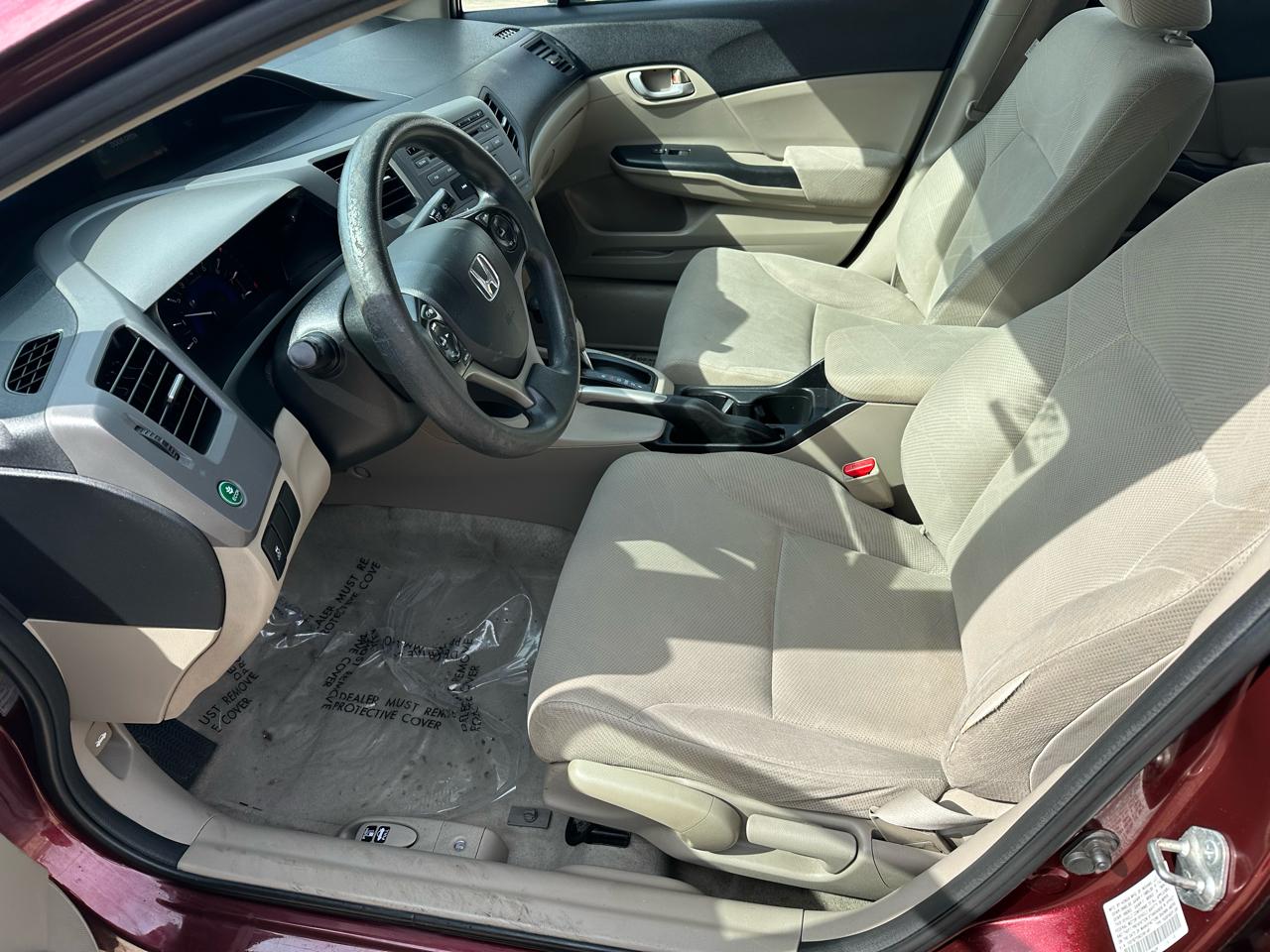 Honda Civic LX Sedan 5-Speed AT 2012