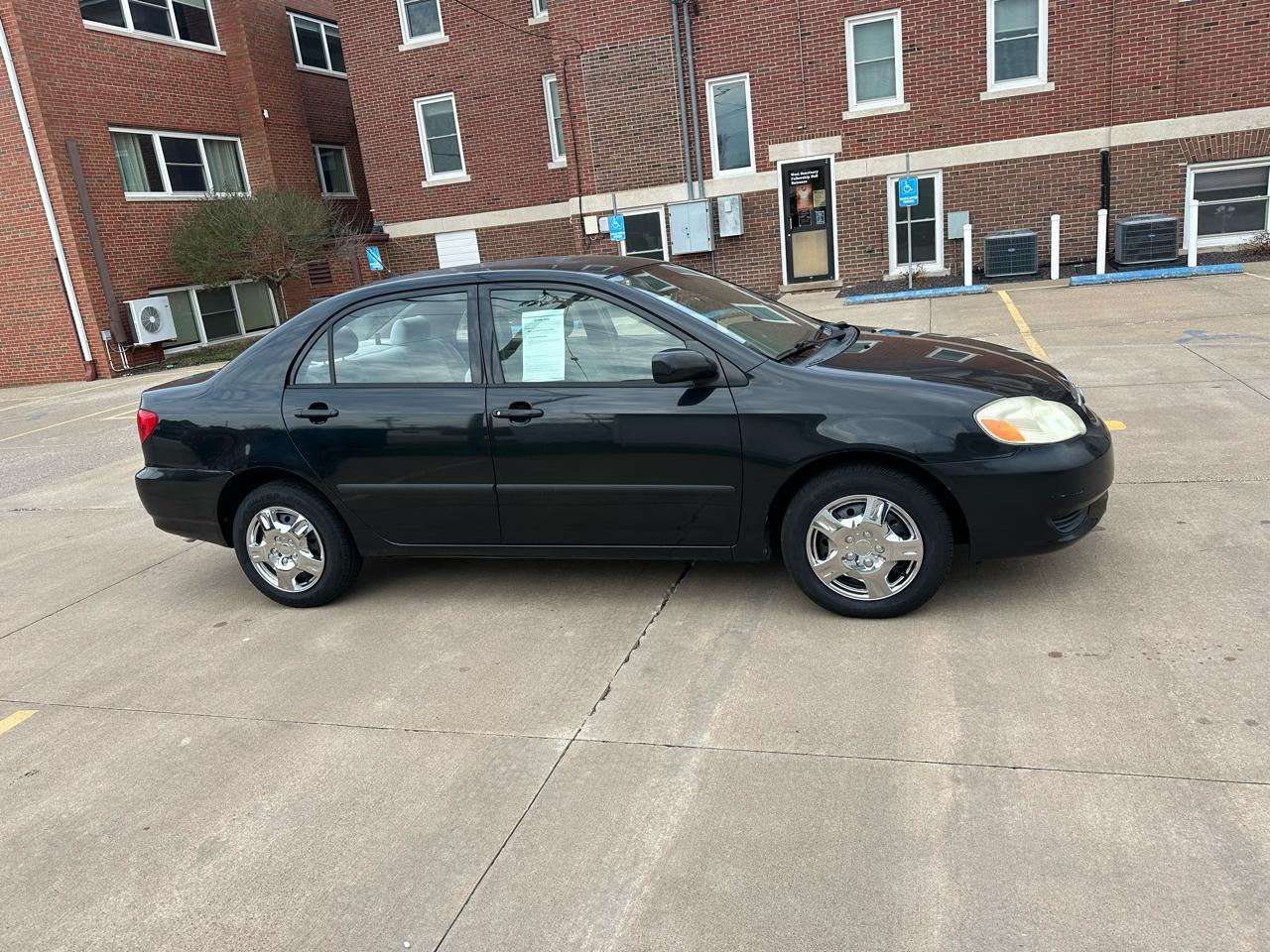 Toyota Corolla CE 2003