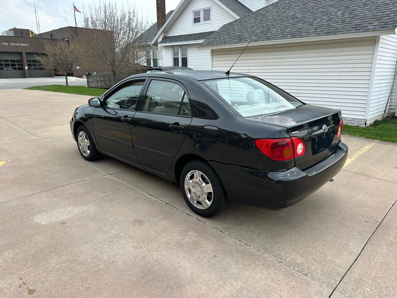 Toyota Corolla CE 2003