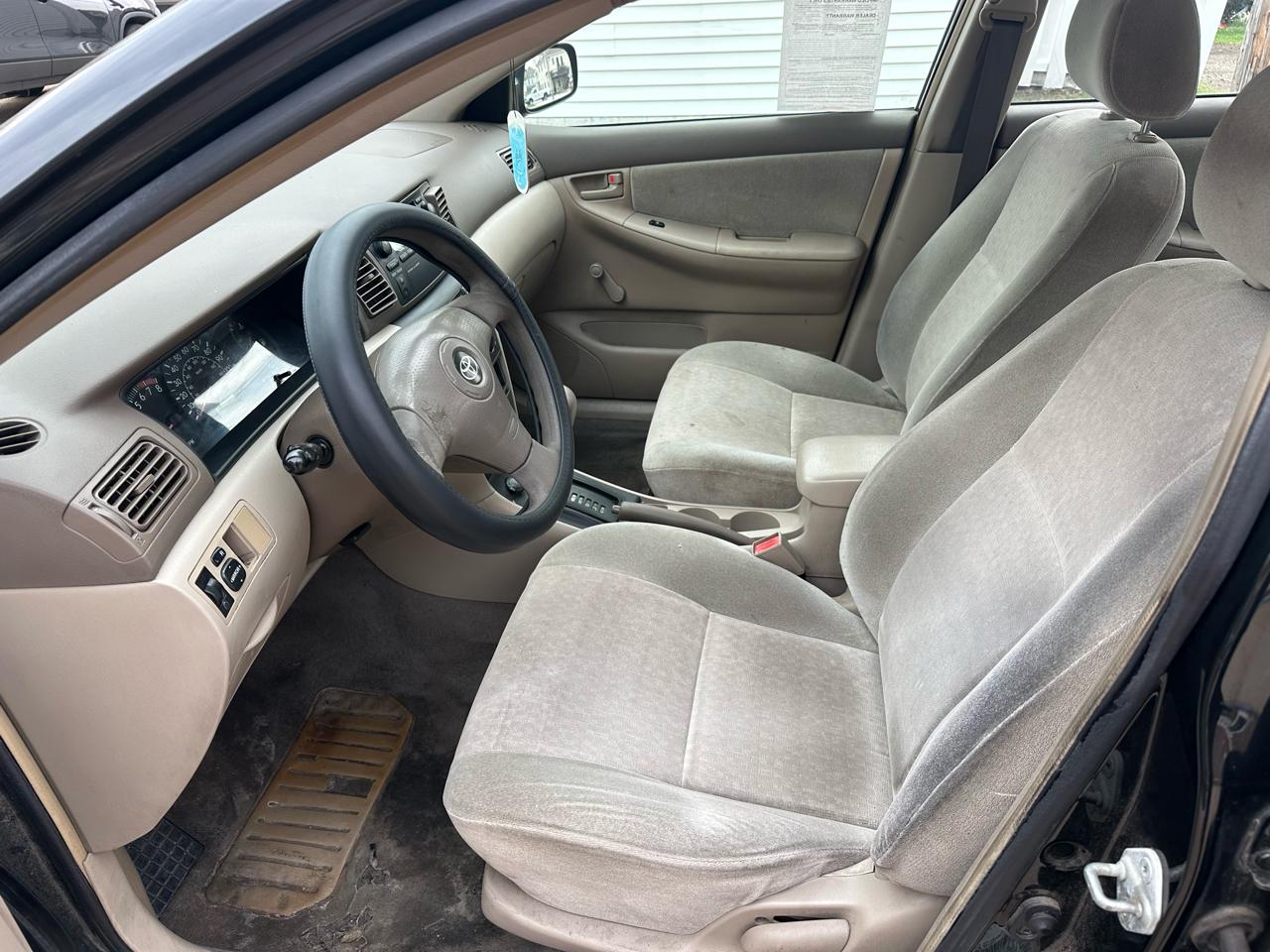 Toyota Corolla CE 2003