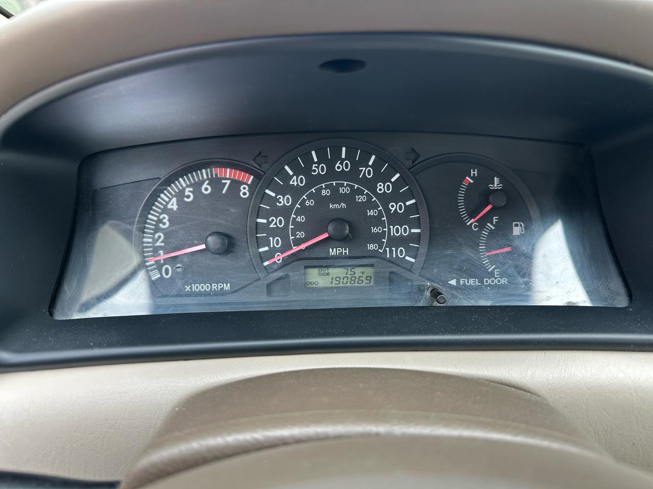 Toyota Corolla CE 2003