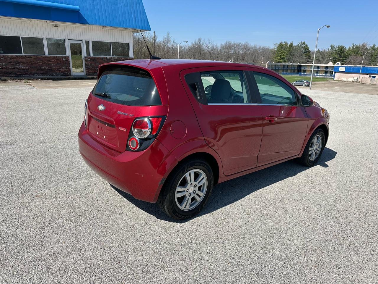 Chevrolet Sonic LT Auto 5-Door 2014