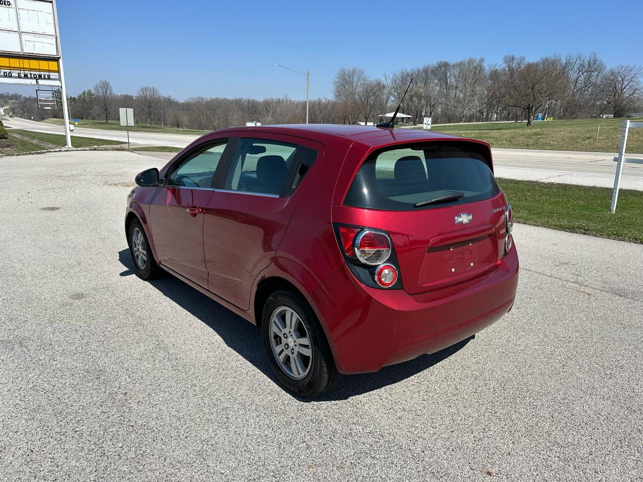 Chevrolet Sonic LT Auto 5-Door 2014
