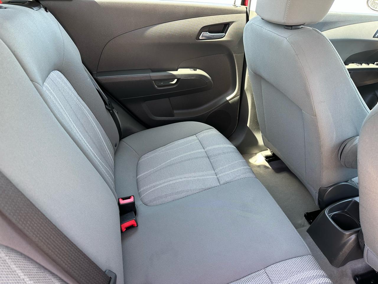 Chevrolet Sonic LT Auto 5-Door 2014