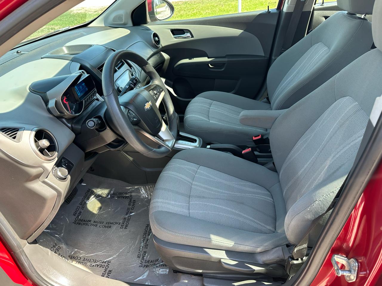 Chevrolet Sonic LT Auto 5-Door 2014