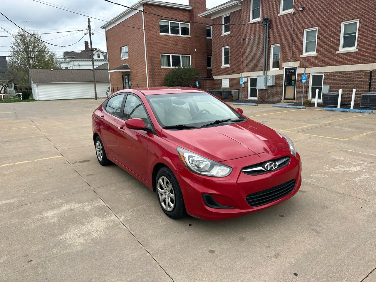 Hyundai Accent GLS 4-Door 2014