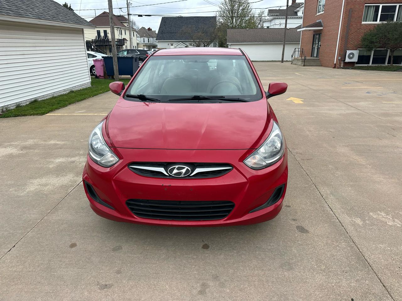 Hyundai Accent GLS 4-Door 2014