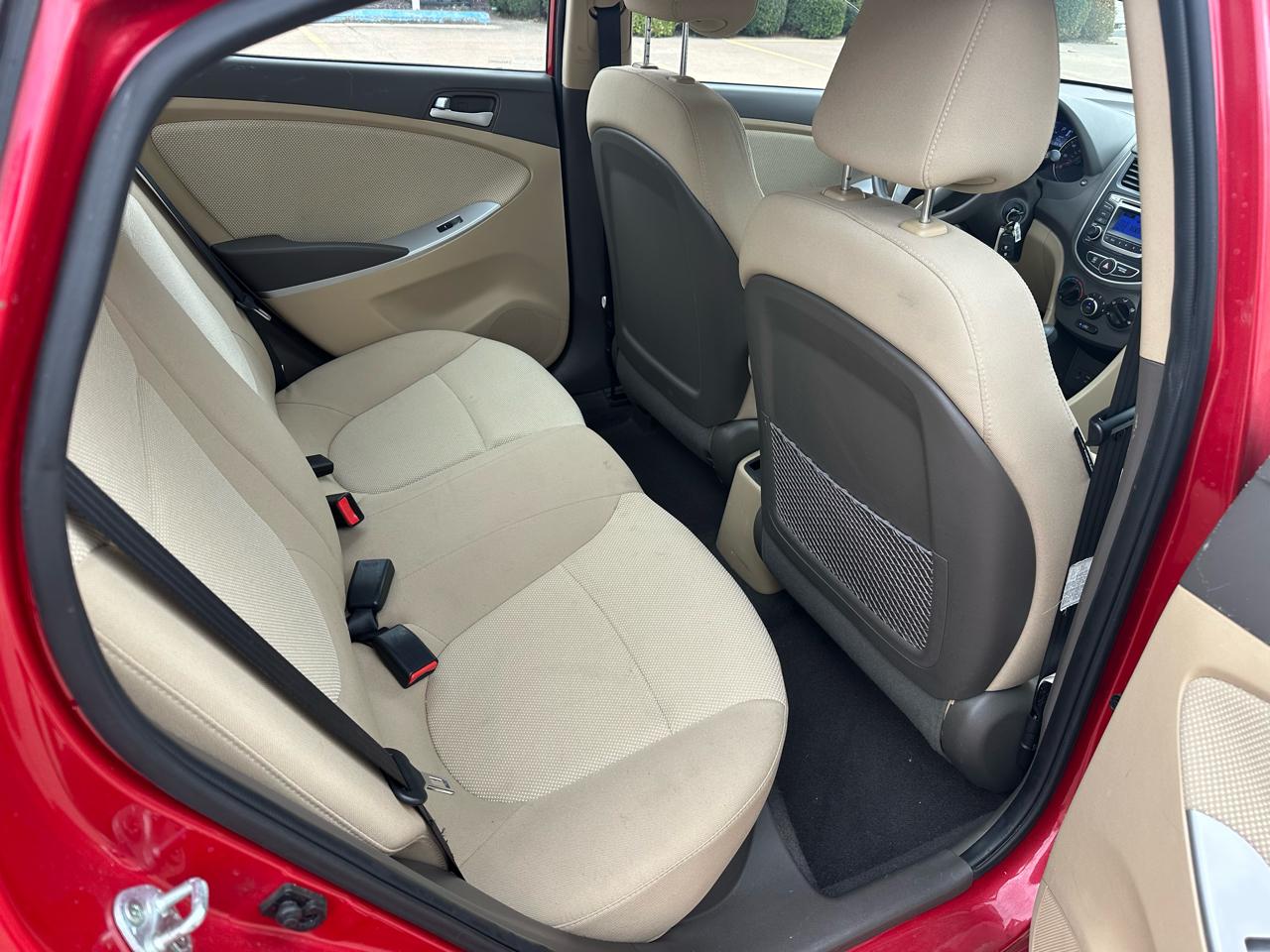 Hyundai Accent GLS 4-Door 2014