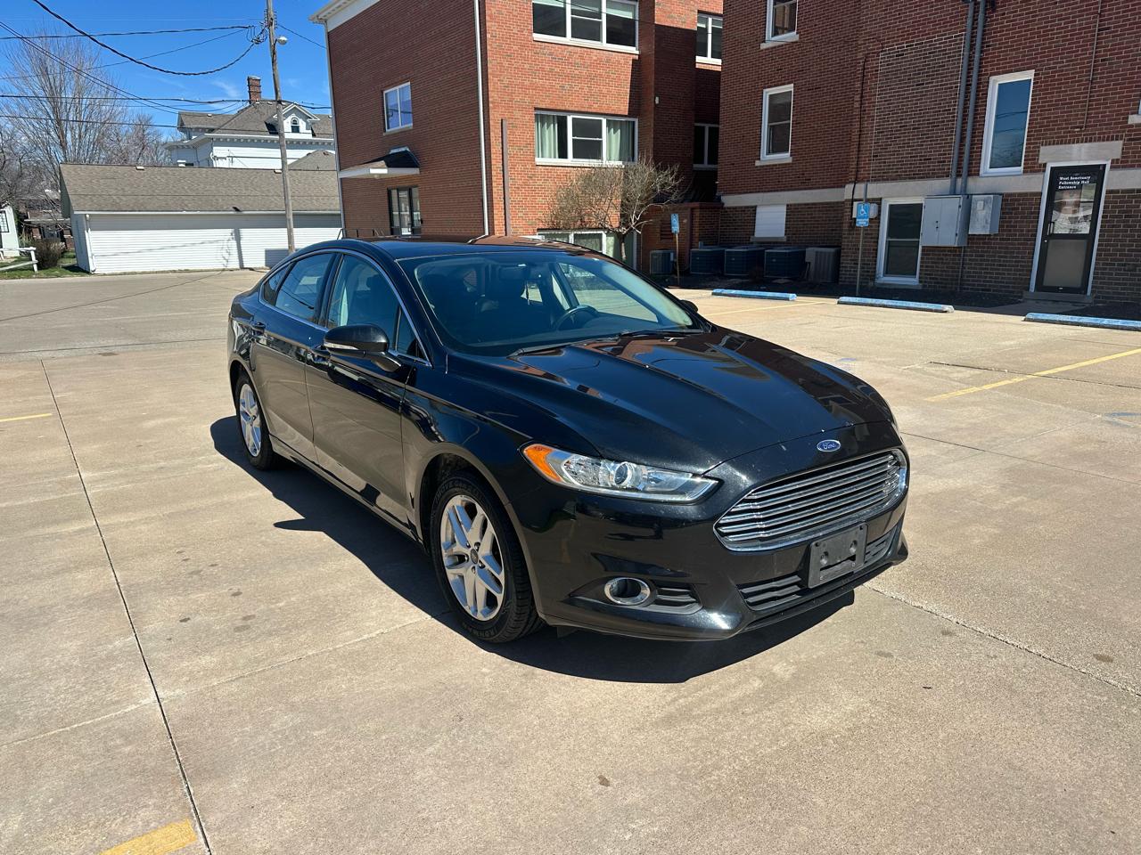 Ford Fusion SE 2015