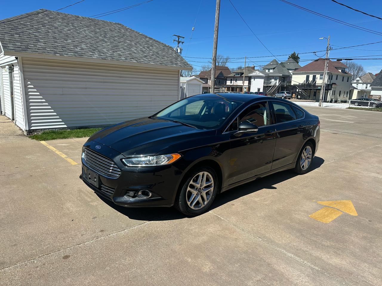 Ford Fusion SE 2015