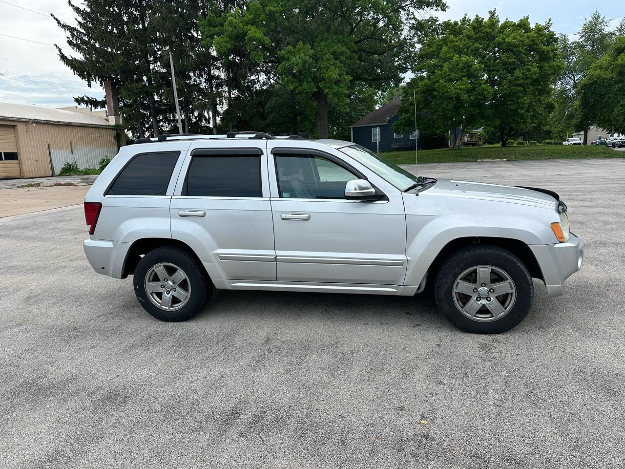 Jeep Grand Cherokee Overland 4WD 2006