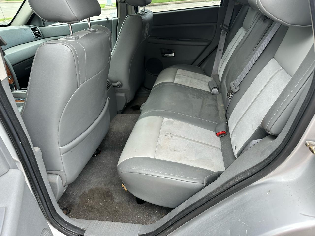 Jeep Grand Cherokee Overland 4WD 2006