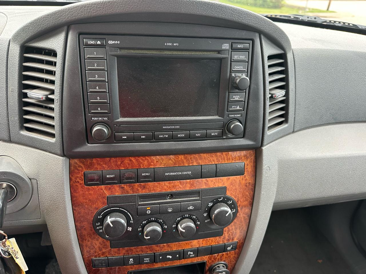 Jeep Grand Cherokee Overland 4WD 2006