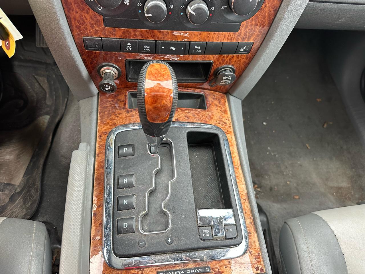 Jeep Grand Cherokee Overland 4WD 2006