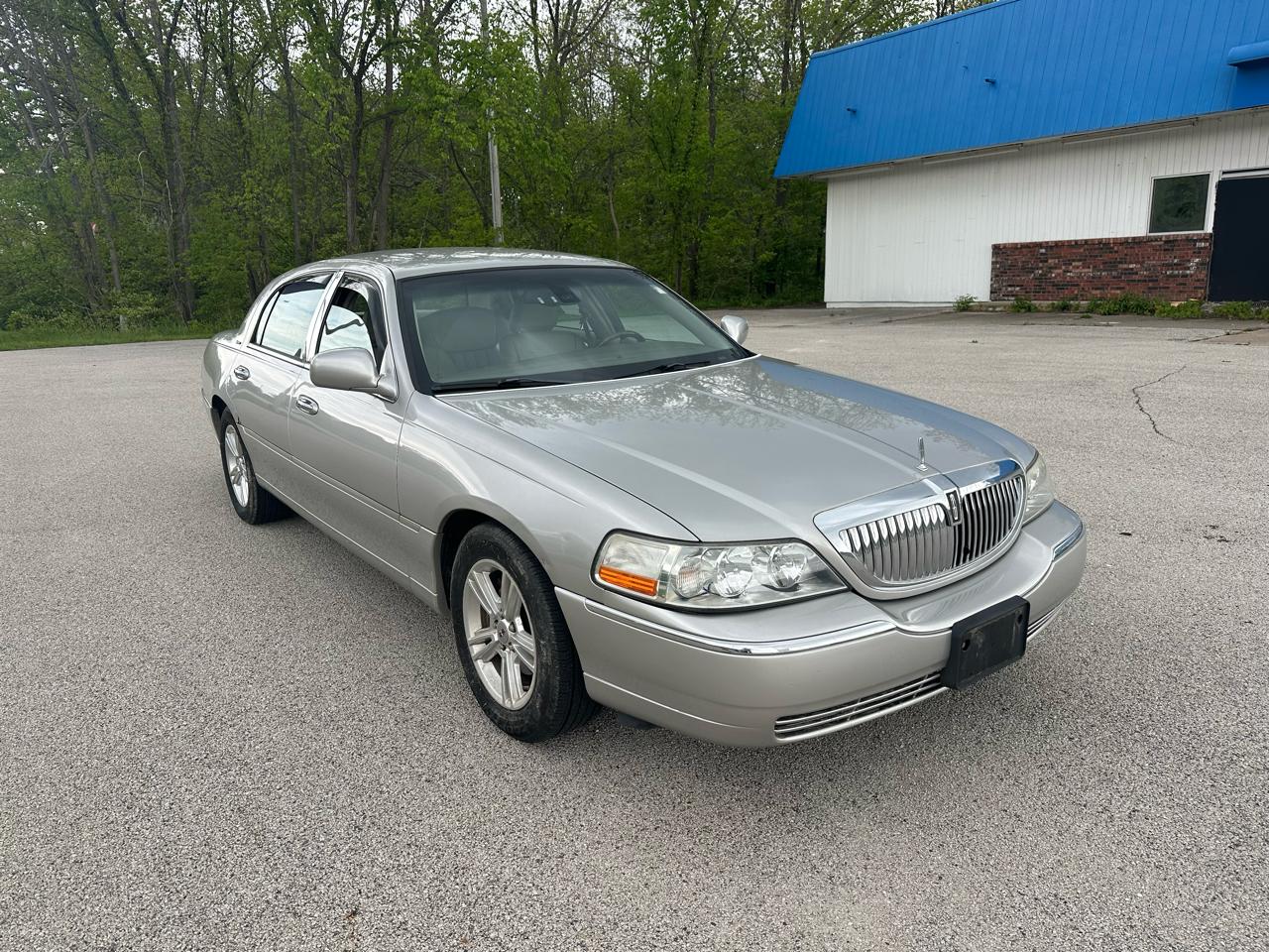 Lincoln Town Car Signature 2003