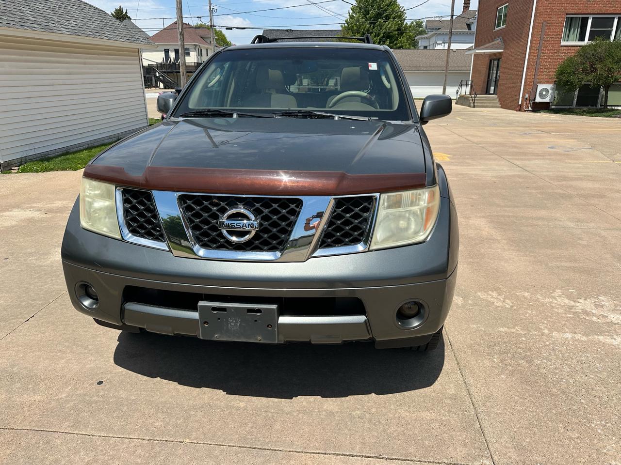 Nissan Pathfinder LE 4WD 2006